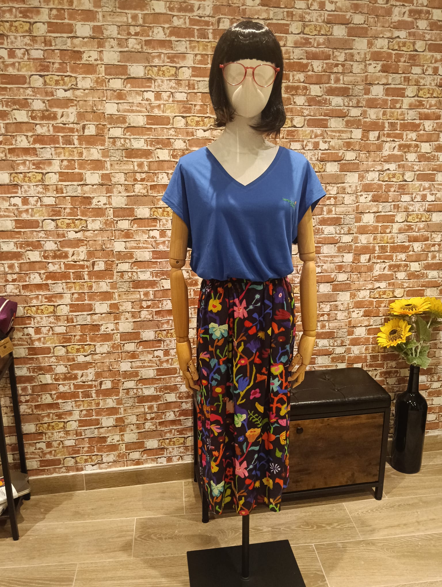Camiseta pico azul fleurs - Imagen 2