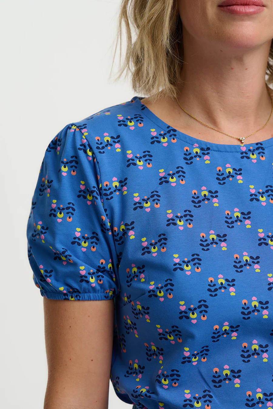Camiseta azul toque folklore - Imagen 2
