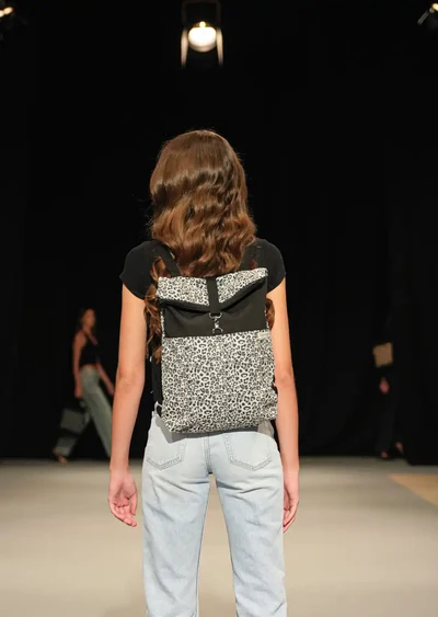 Mochila animal print - Imagen 2